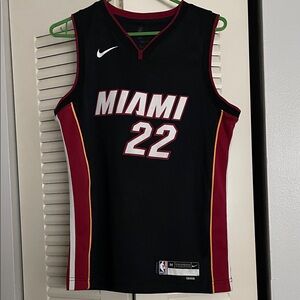 Youth medium Miami Heat Jimmy Butler jersey